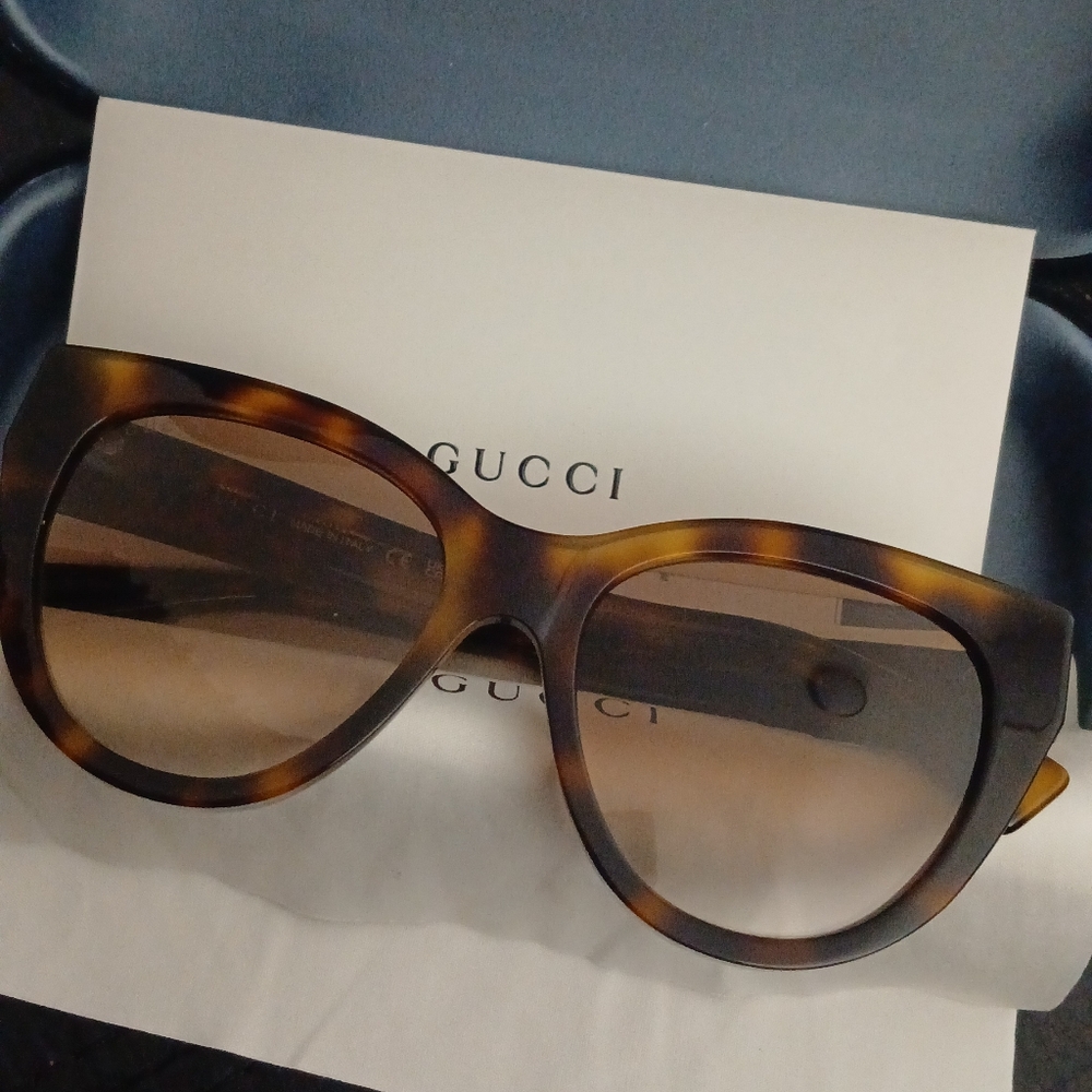 Authentic GUCCI sunglasses Havana Case Made In Italy - Picture 13 of 16